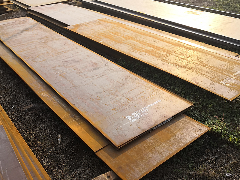 陜西岐山Q355NEZ25室外倉庫存放鋼板不宜超過兩個月